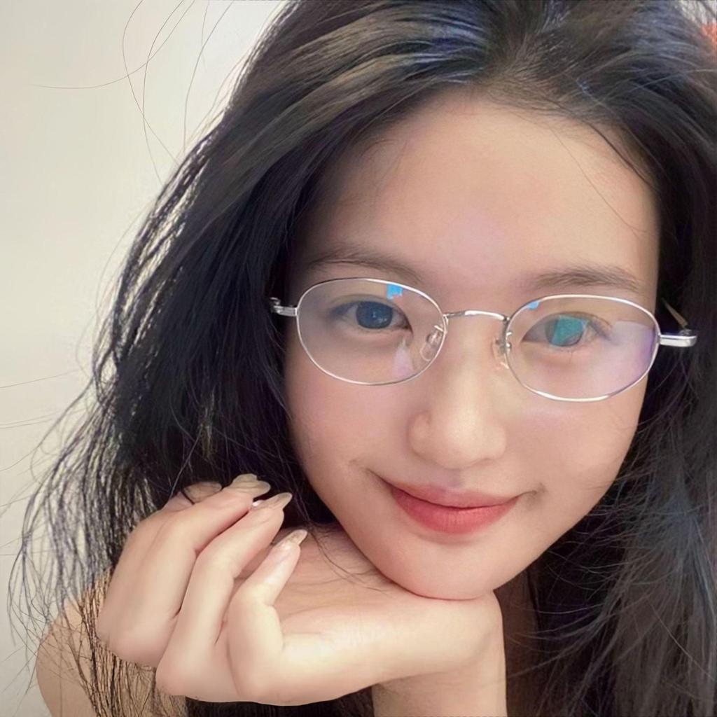 Retro Mirror Liu Yifei Style Japanese Gold Wire Oval Glasses - Ultra Light, Anti-Blue Light, Perfect for Small Faces.