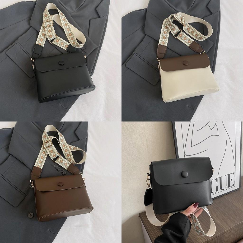Trendy Retro Small Square Bag For Women In Black White Brown Fashionable And Chic