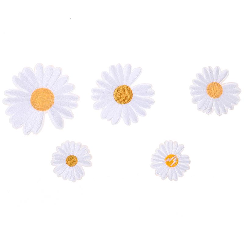 5Pc Sun Flower Daisy Sew On/Iron On Embroidered Patch Diy Craft Clothes Applique