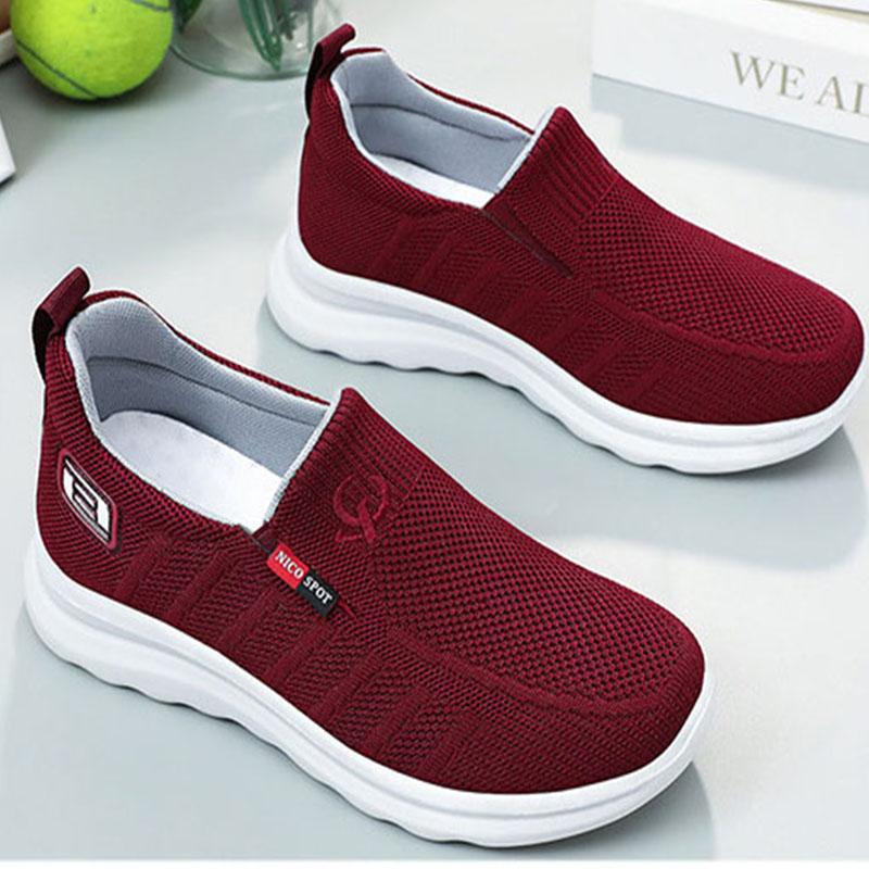Women’s Non-slip Lightweight Shoes Female Casual Breathable Soft Walking Shoes Slip-On Versatile Comfortable Shoes For Autumn
