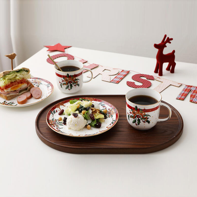 

Gowon Christmas Set (2 mugs + 2 plates) Home party gift