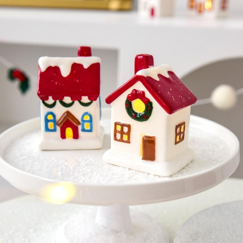 Ceramic Christmas cottages Houses With Battery Power Supply Safe Indoor and Outdoor Decoration For Seasonal Enthusiasts