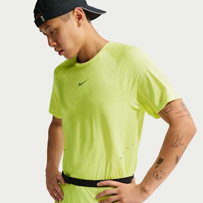 Men's Nike Running T-Shirts Men's Light Lemon Yellow/Light Silver Crew Neck Moderate