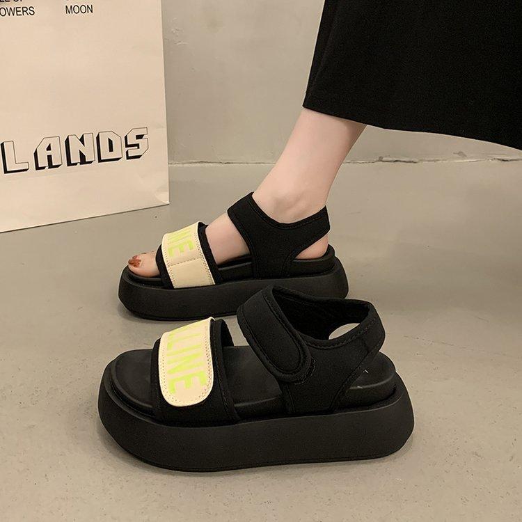 Popular skirt platform sports sandals women's summer wear high sense 2025 new French versatile Roman shoes