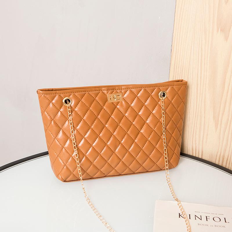 

IELGY Женская сумка большой вместимости на одно плечо Корейская версия Модное ведро с диагональным замком для покупок коричневый