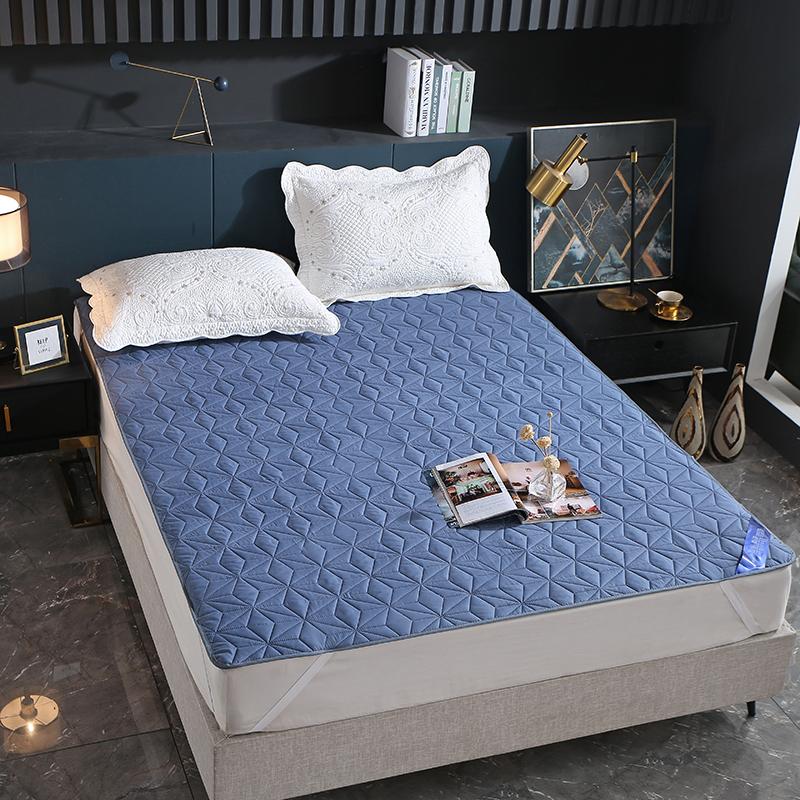 Waterproof Bedspread Bed Cover On The Bed Non-slip Breathable Mattress Protector with Elastic Band Anti-dirty Mat for Home Hotel
