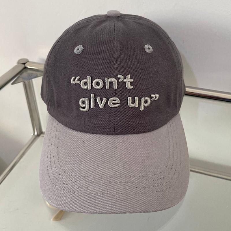 

Color Blocked Letter Baseball Cap Women S Korean Version Versatile Duckbill Cap серый