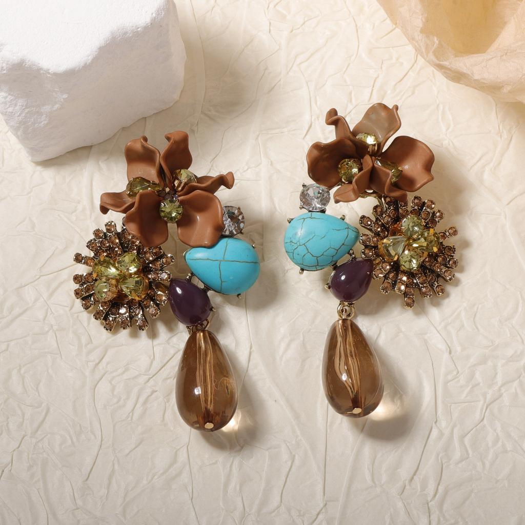 Autumn and Winter New Retro Personality Exaggerated Versatile Resin Flower Water Drop Long Earrings Heavy Industry Temperament