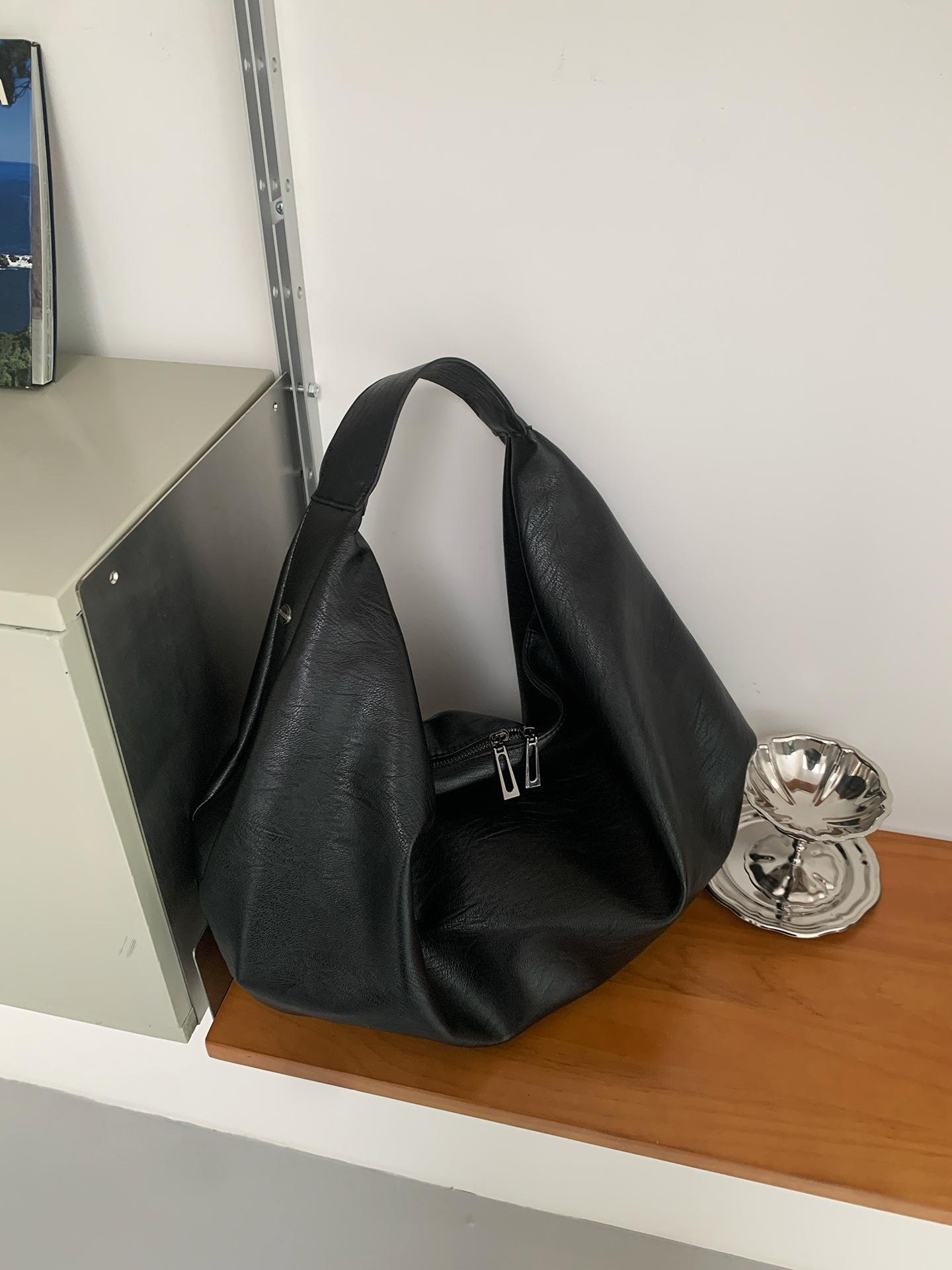 Large-capacity, Laid-back, Sophisticated Single-shoulder, Underarm Commuter Tote Bag