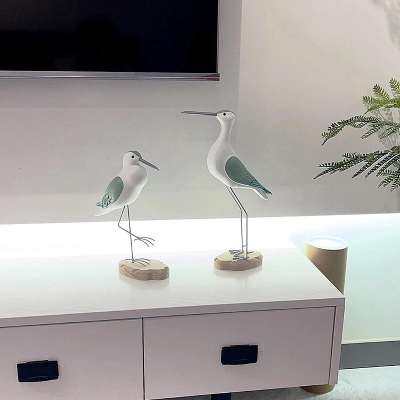 2pcs Wooden Seagull Statues – Nautical Coastal Bird Figurines for Beach Home Decor