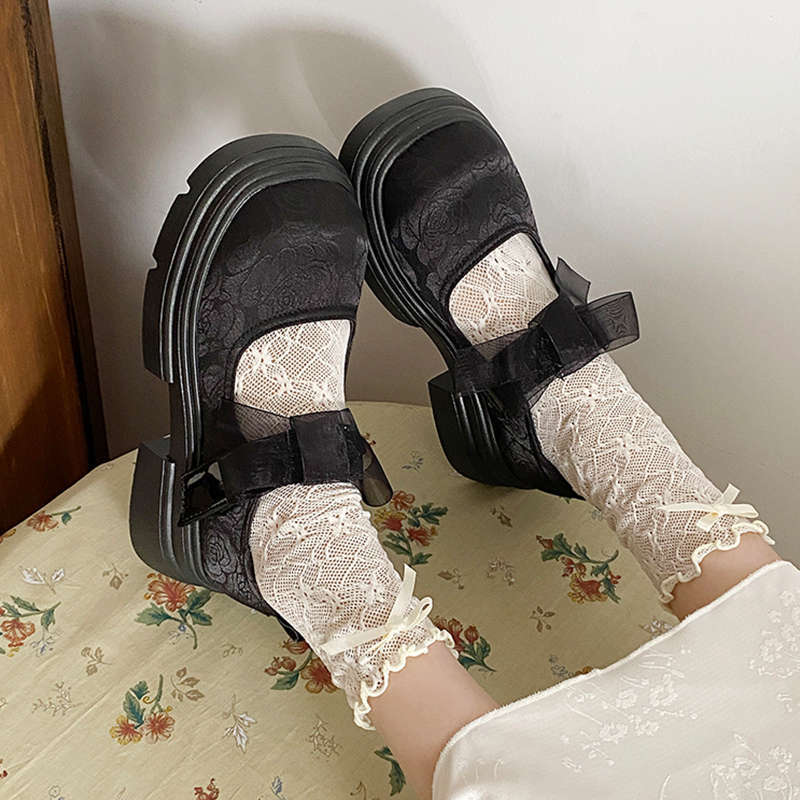 Mary Jane small leather shoes women's 2025 spring new platform lace bow national style with skirt big head single shoes