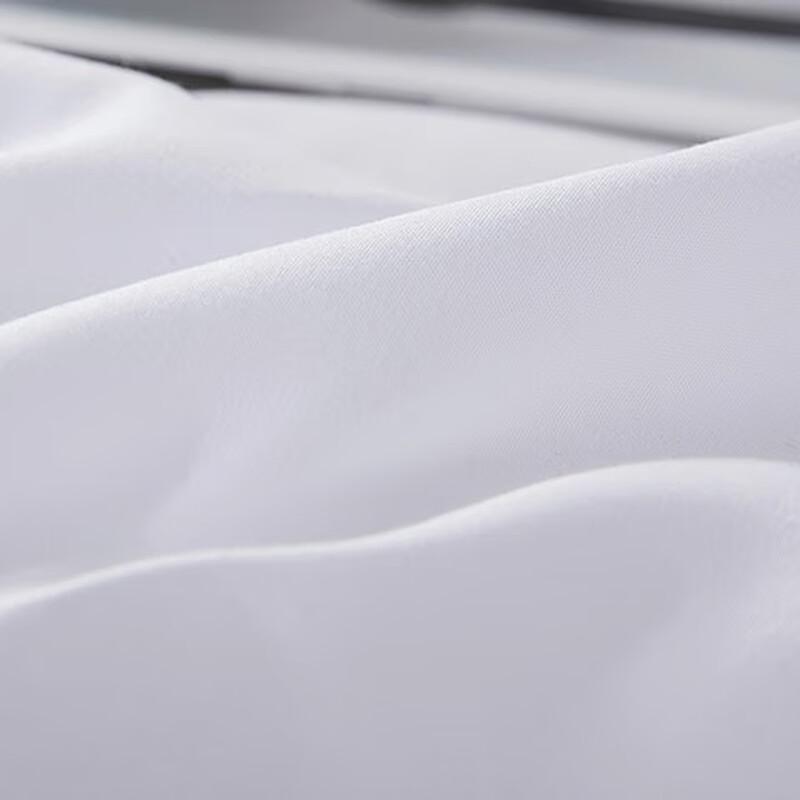 MENGJIE Cloud-Feel All-Season Antibacterial Quilt