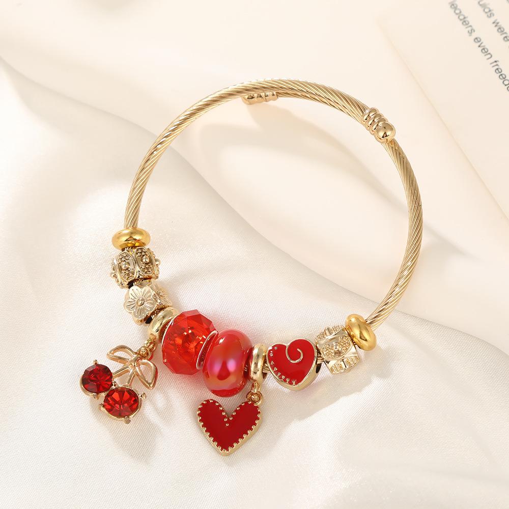 

Adjustable Heart Bracelet Openable Stainless Steel Fashion Jewelry Sweet Lovely Personality Wristband diameter 6cm