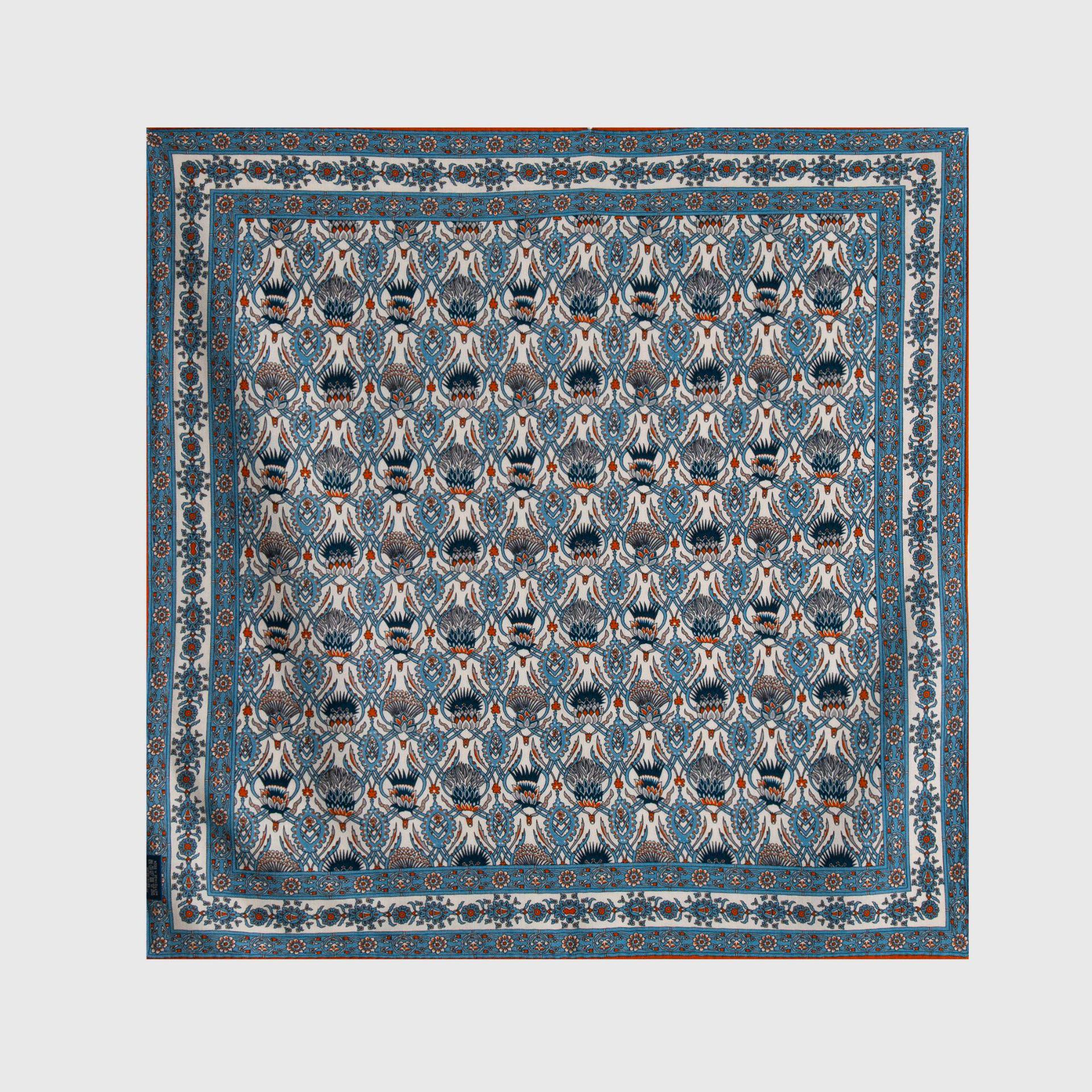 

Шелко-шерстяной квадратный шарф: Женская элегантная шаль-накидка от солнца - Легкая роскошь и стиль высокого класса, согревающая шею для осени 65x65 cm