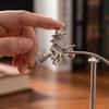 Metall Hexe Balancekugel Wobbler Ornament