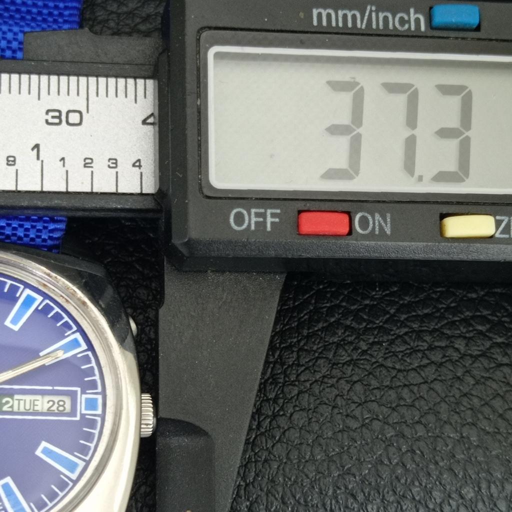 AUTOMATIC VINTAGE RICOH R31 JAPAN MENS BLUE COLOR DIAL WATCH a707719-1