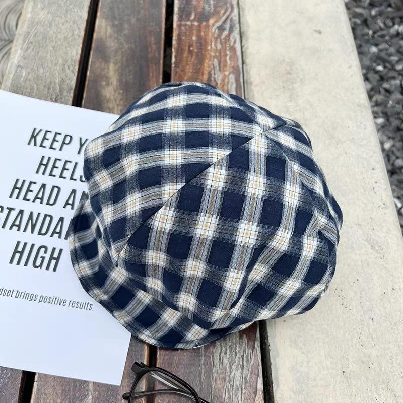 Niche Retro Black and White Plaid Octagonal Hat Women's Cotton and Linen Breathable Face Small Literary Newsboy Hat Beret