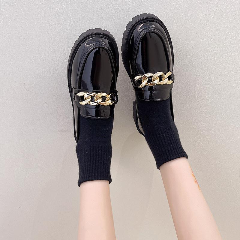 

Small leather shoes for women, easy to match in spring and autumn, soft-soled one-pedal loafers 35 чорний