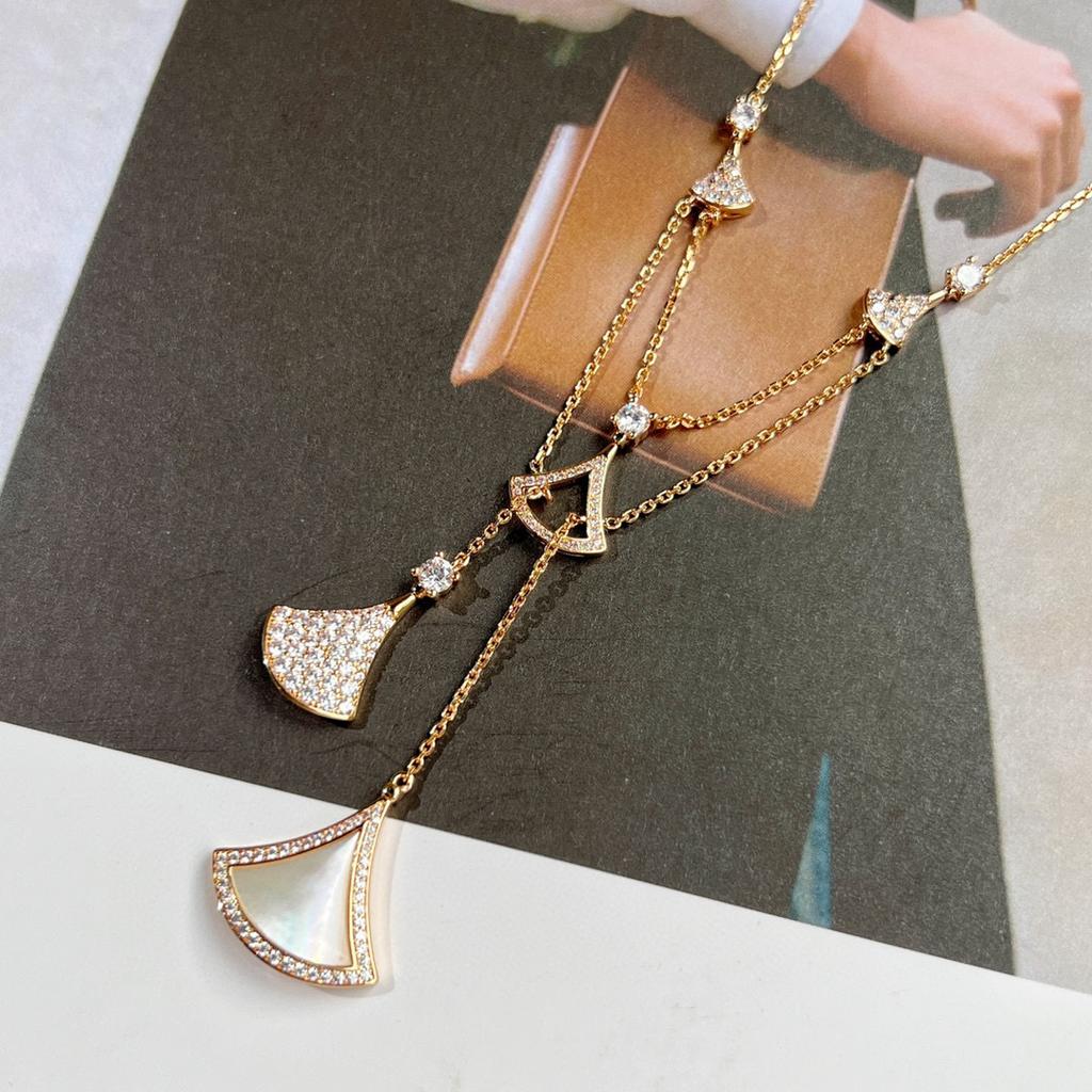 2023 Nowy Naszyjnik z Diamentami w Stylu Vintage dla Kobiet Luksusowa Biżuteria Designerski Wisiorek Czyste Srebro Próby 925 Naszyjniki z Białej Muszli