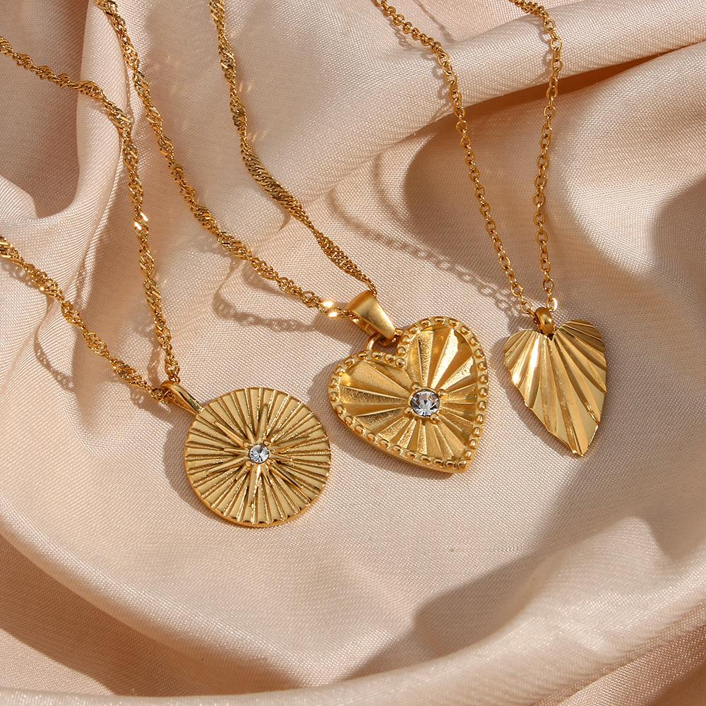 MamacitaSlay Jewelry Leaf Circle Heart Stripe Pendant Necklaces Zircon Inlaid 18K Plated Stainless Steel Necklace Women's Gift