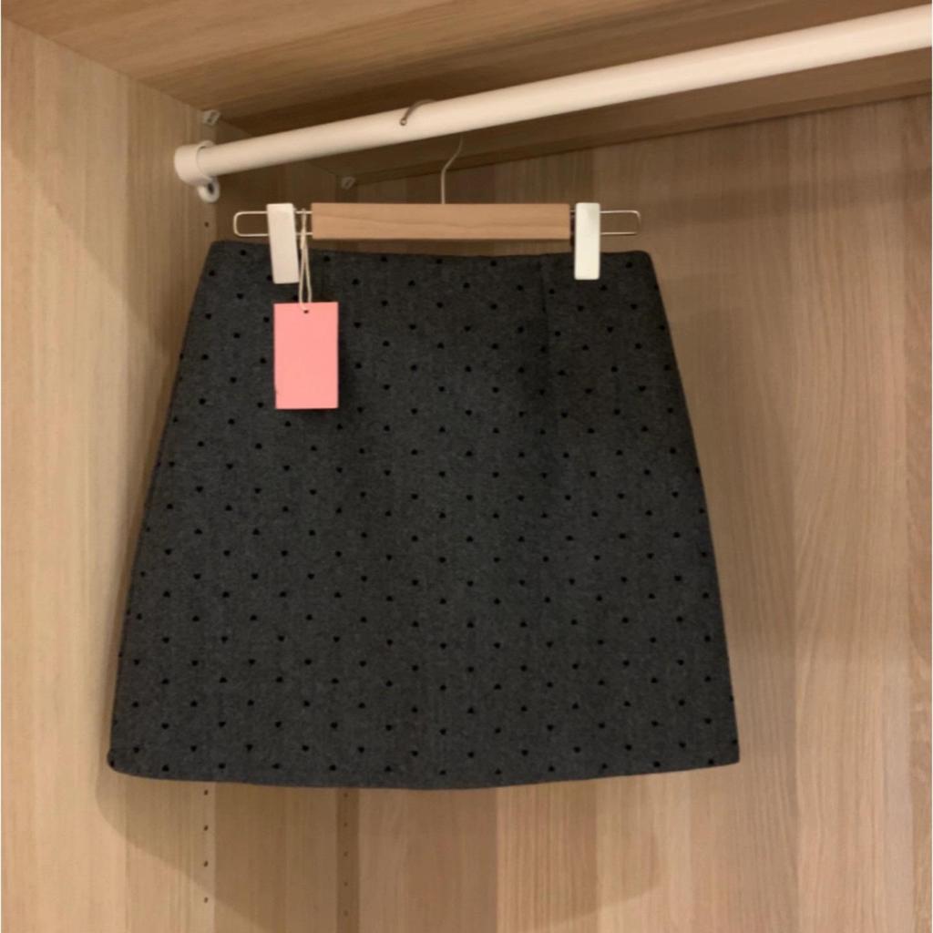 Korean Style Plus Size Polka Dot Woolen High Waist Slimming Short Skirt for Autumn/Winter.