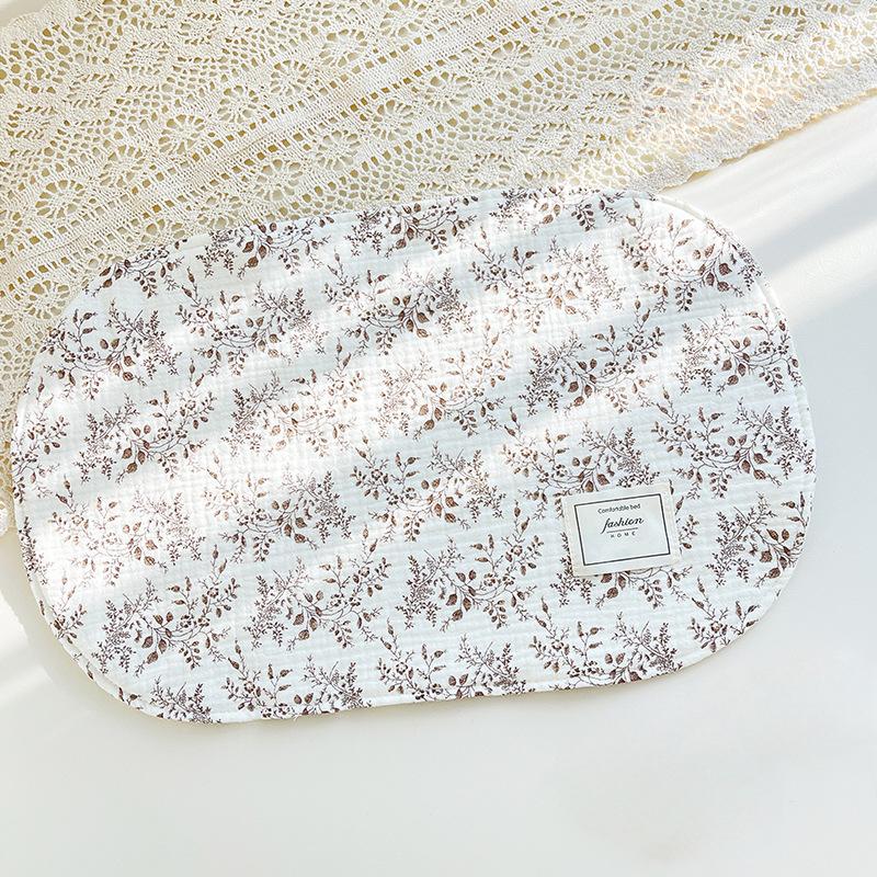 Anti Vomiting Milk Pillo Comfortable Cloud Pillow for Newborns Low Flat Pillow for Infants Eight Layer Gauze Pillow for Children