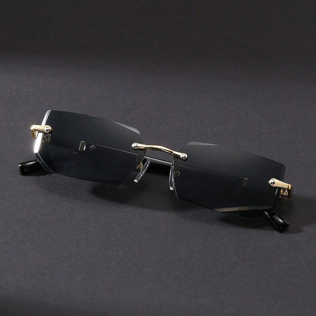 1pcs Men and Women Black Box Fashion Trend Borderless Y2K Summer Beach Driving Glasses Women Glasses Men Glasses
