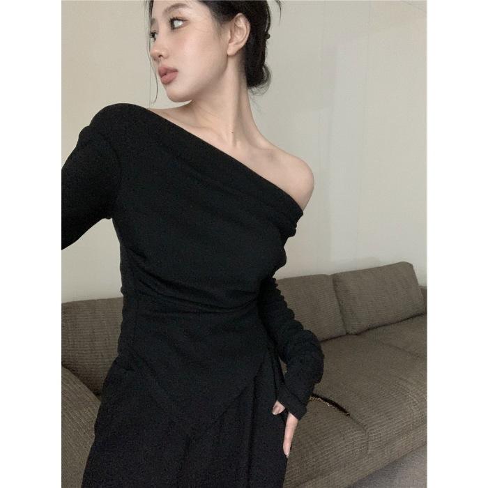 Salt light ripe suit women's one-word shoulder T-shirt top spring new high-waisted wide-leg pants temperament pants two-piece set