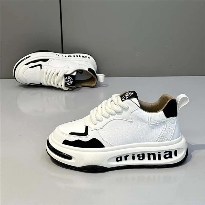 Color matching dad tide spring new soft-soled lightweight casual board shoes