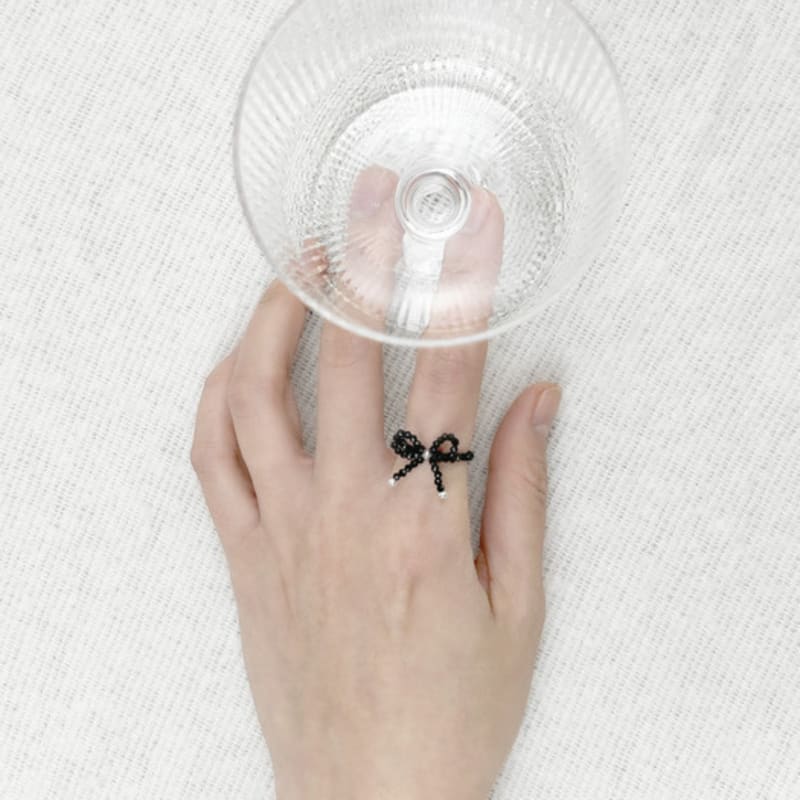 Metamic Glory-Bow Ring