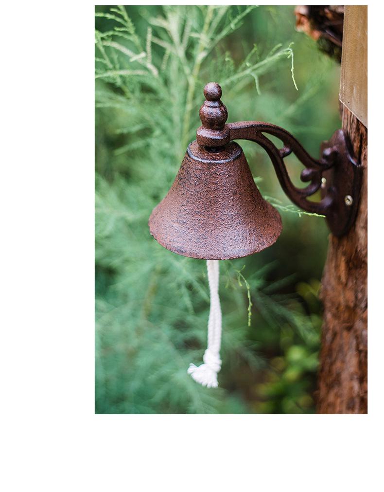 Retro European & American Style Hand-Crank Bell: Large Hanging Doorbell with Loud Sound
