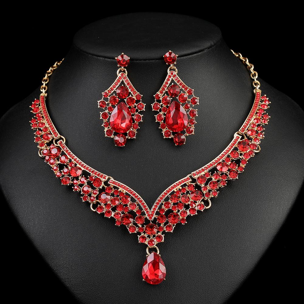 Vintage Jewelry Exaggerated Necklace Set Luxury Crystal Jewelry Banquet Dress Accessories