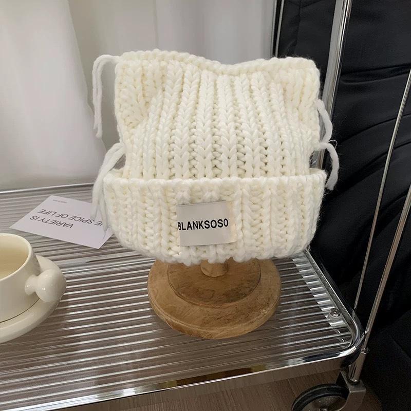 

Шапка с кисточкой и кошачьими ушками для женщин на осень и зиму, теплая и милая, универсальная, модная, вязаная, от холода, для студентов на улице M（56-58cm）