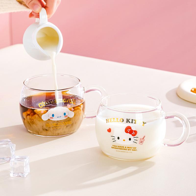 Pour Sanrio Tasse en Verre pour Enfant Tasse à Café Verre Borosilicate Élevé Tasse à Eau avec Poignée pour Impression Kuromi&Hello Kitty Tasse à Lait Jus
