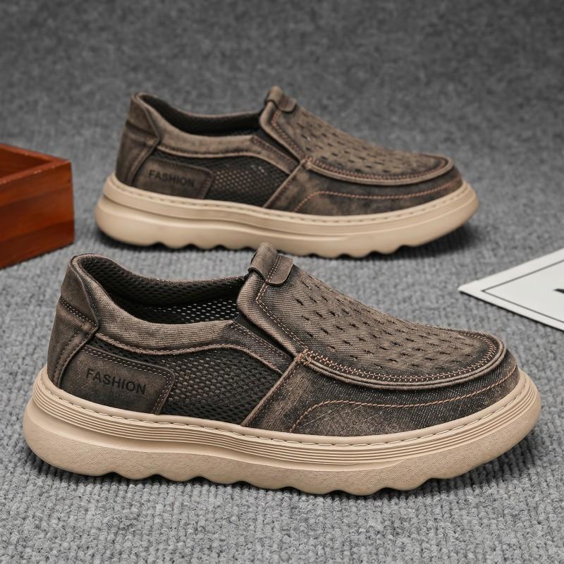 Men 's Casual Four Seasons Fashion Skateboarding Students Comfortable Sneakers Boys Trending Soft Sole Breathable Shoes