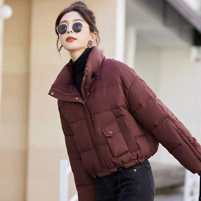 Warme und stilvolle kurze Daunenbaumwolljacke mit Brotmantel und Verdickungsdesign für den Winter