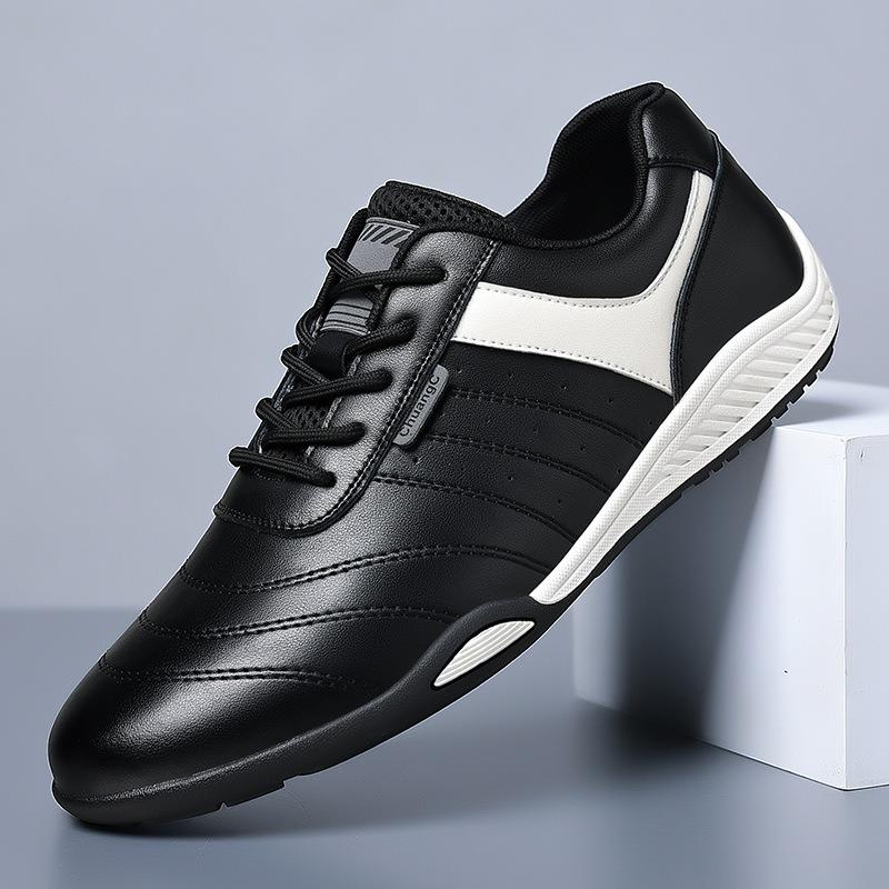 Men's Shoes New Little White Shoes Outdoor Running Shoes Trendy Casual Sports Single Shoes Travel