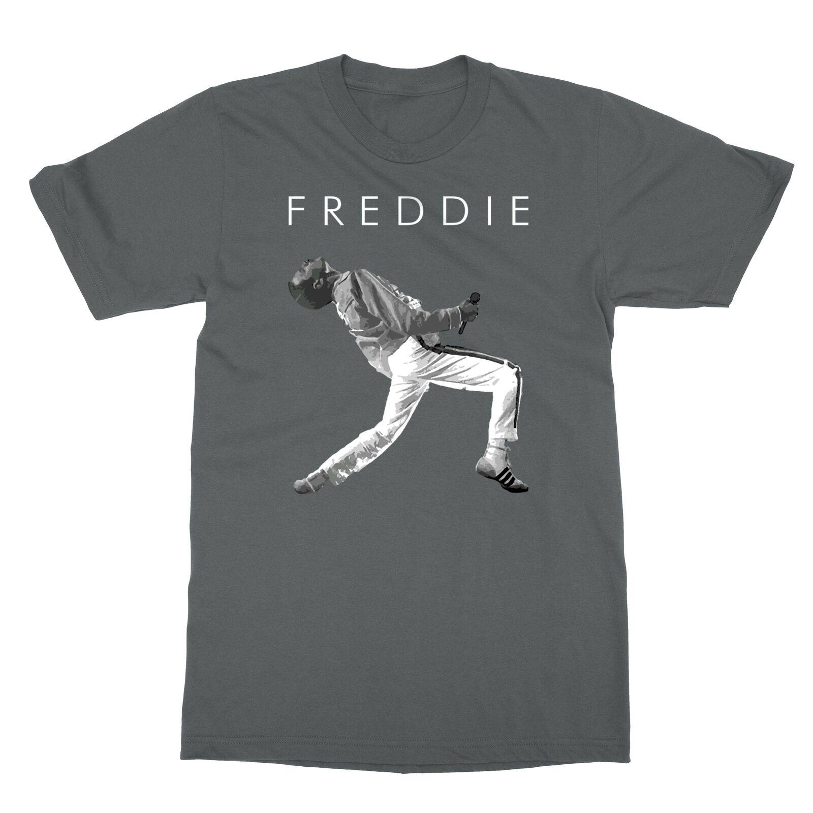 

Freddie Mercury Howl Stage Icon B W Photo T-Shirt
