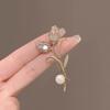 Women Brooch Sparkling Cubic Zirconia Imitation Pearl Decor Tulip Design Lapel Pin Sweater Scarf Holder Jewelry Accessories