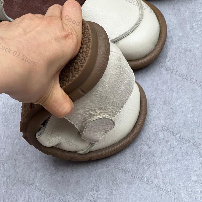 Fashion Soft Leather Women's Flat Shoes Retro Handmade Comfortable 2025 Summer Genuine Leather Fashion Black Casual Sandals Ladies