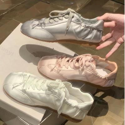 Herfst Dames Ballerina Schoenen 2025 Nieuwe Mode Vintage Casual Schoenen Mode Antislip Retro Strik Ademend Buiten Vrijetijdsschoen