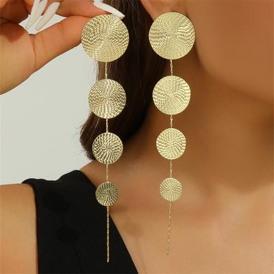 New Metal Long-style Round-patterned Fringed Earrings - A Simple and Versatile Accessory with A Subtle Design That Is Exclusive.