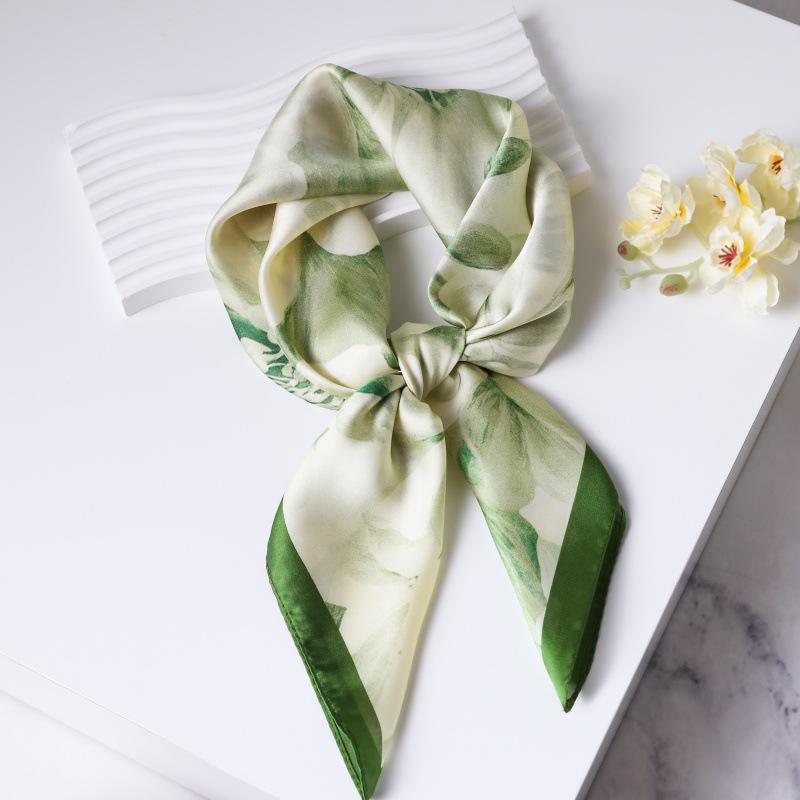 70cm Vintage Korean Style Silk Scarf: Versatile Faux Silk Neckerchief with Vintage Print for Women