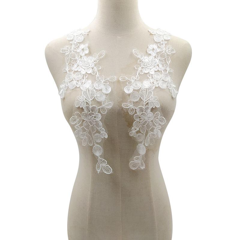 Water-soluble lace for flowers, DIY lace accessories, embroidered flowers at the bottom of the net, woolen two-in-one embroidered collar white