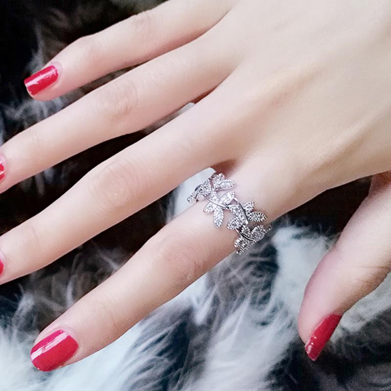 Huitan Romantic Butterfly Rings Aesthetic Bridal Wedding Party Accessories for Women Charming Finger Jewelry with Dazzling CZ