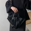 Cross-border women's bag, niche design, high-end feel, genuine leather fan-shaped bucket bag, large-capacity hand-held tote bag