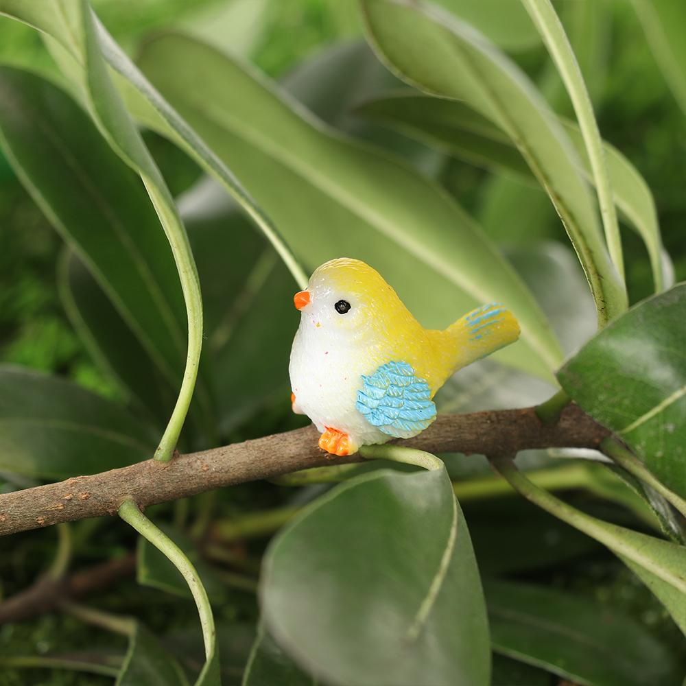 Colorful Miniature Resin Bird Figurines Fairy Garden Decorative Mini Sculpture Micro Landscape Dollhouse Bonsai Landscape Bird