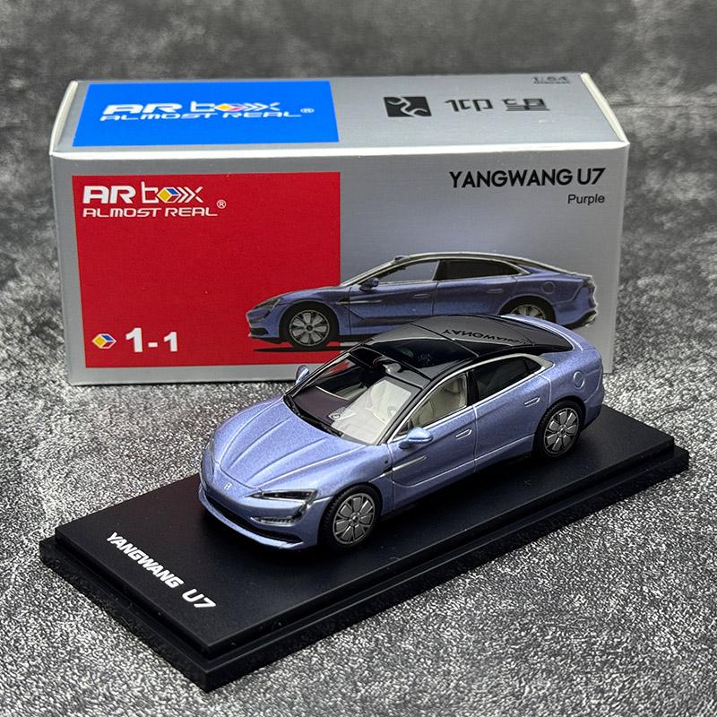 

ARBox 1:Модель машинки BYD Yangwang U7 зі сплаву, лита під тиском, масштаб 64. Статична модель, святковий подарунок, колекційна синій