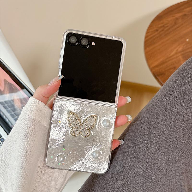 

Rhinestone Pearl Bow Phone Case Premium Sense Applicable Samsung Zflip6 Flip Folding Zflip7 Women S Fashion Samsung zflip3