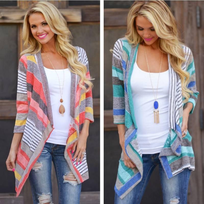 Elegante Cardigan Asimmetrico a Righe con Maniche a Tre Quarti per la Moda Autunnale